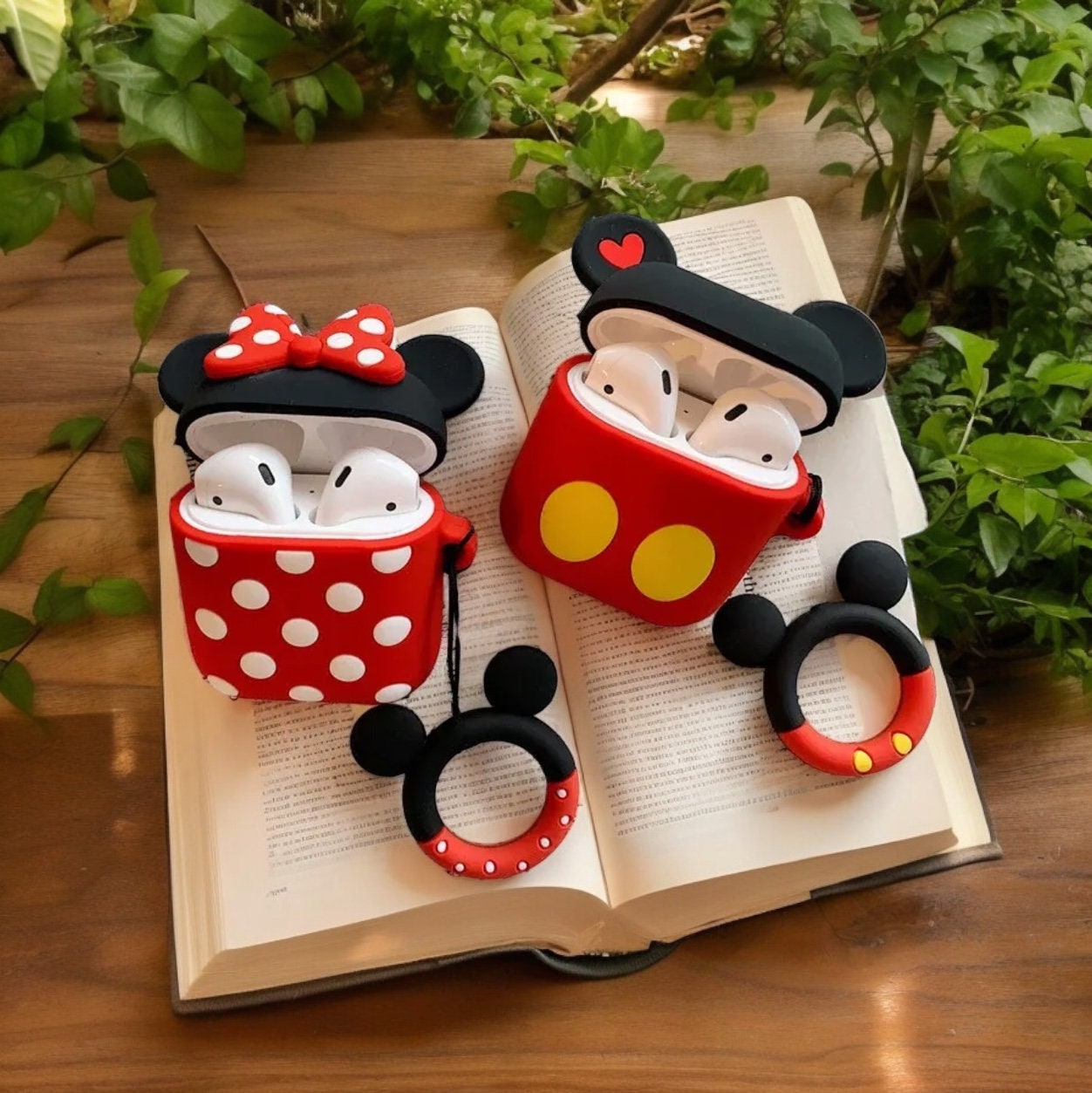 Disney Mickey Minnie Airpod Case